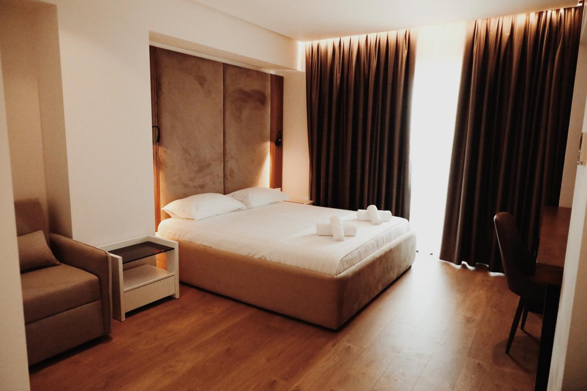 Oniro By Iliria Palace (Adults Only) Himare Ngoại thất bức ảnh