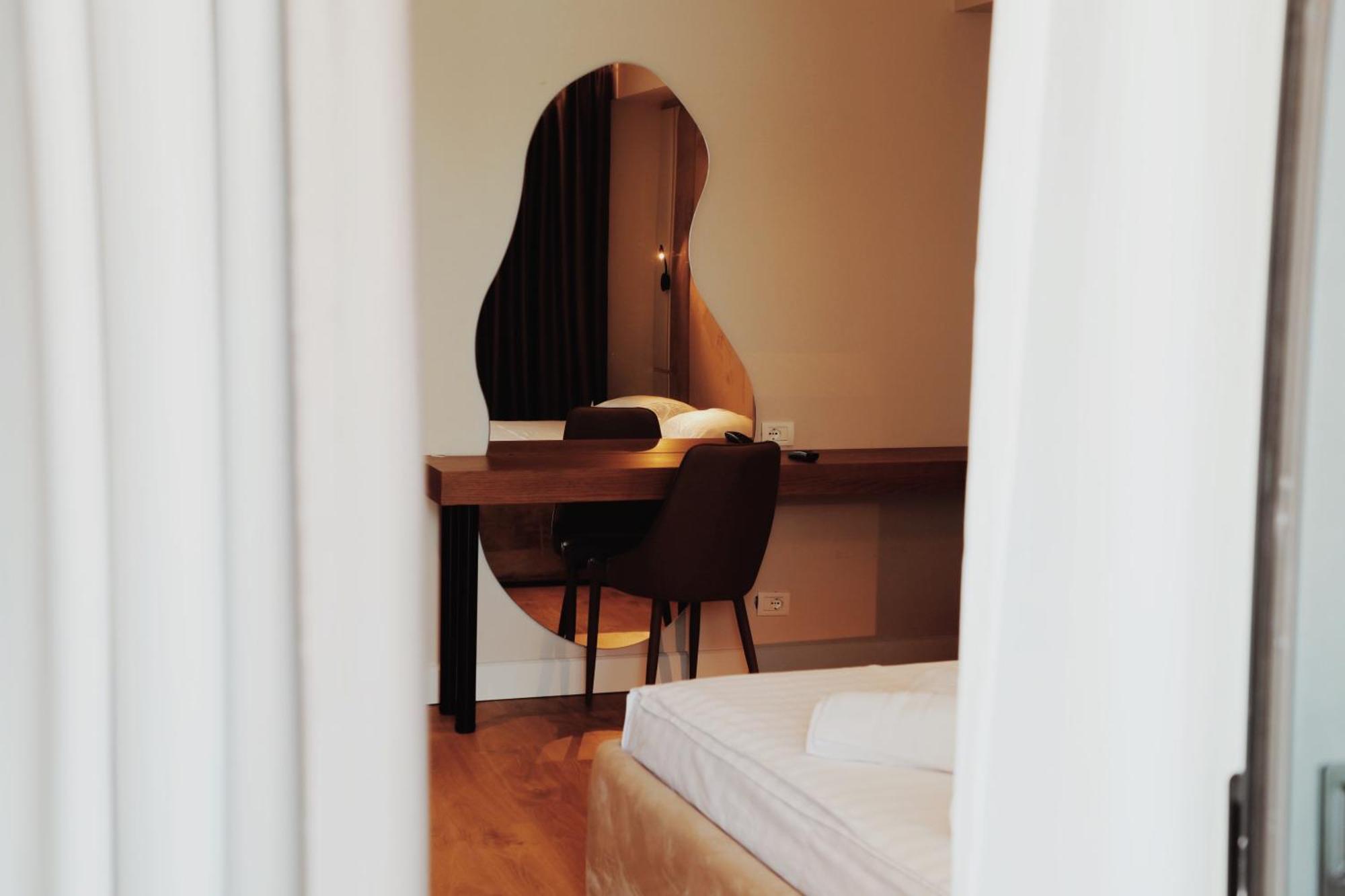 Oniro By Iliria Palace (Adults Only) Himare Ngoại thất bức ảnh