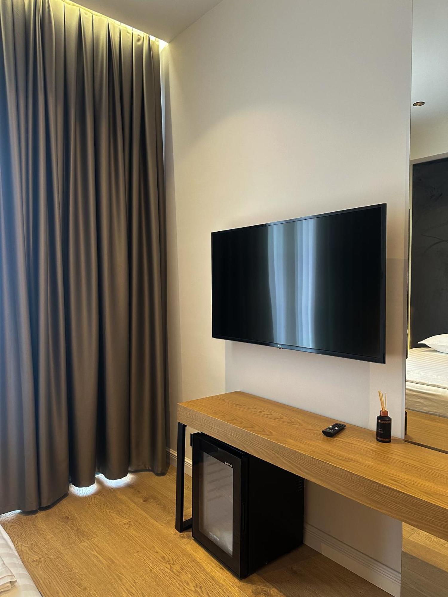Oniro By Iliria Palace (Adults Only) Himare Ngoại thất bức ảnh