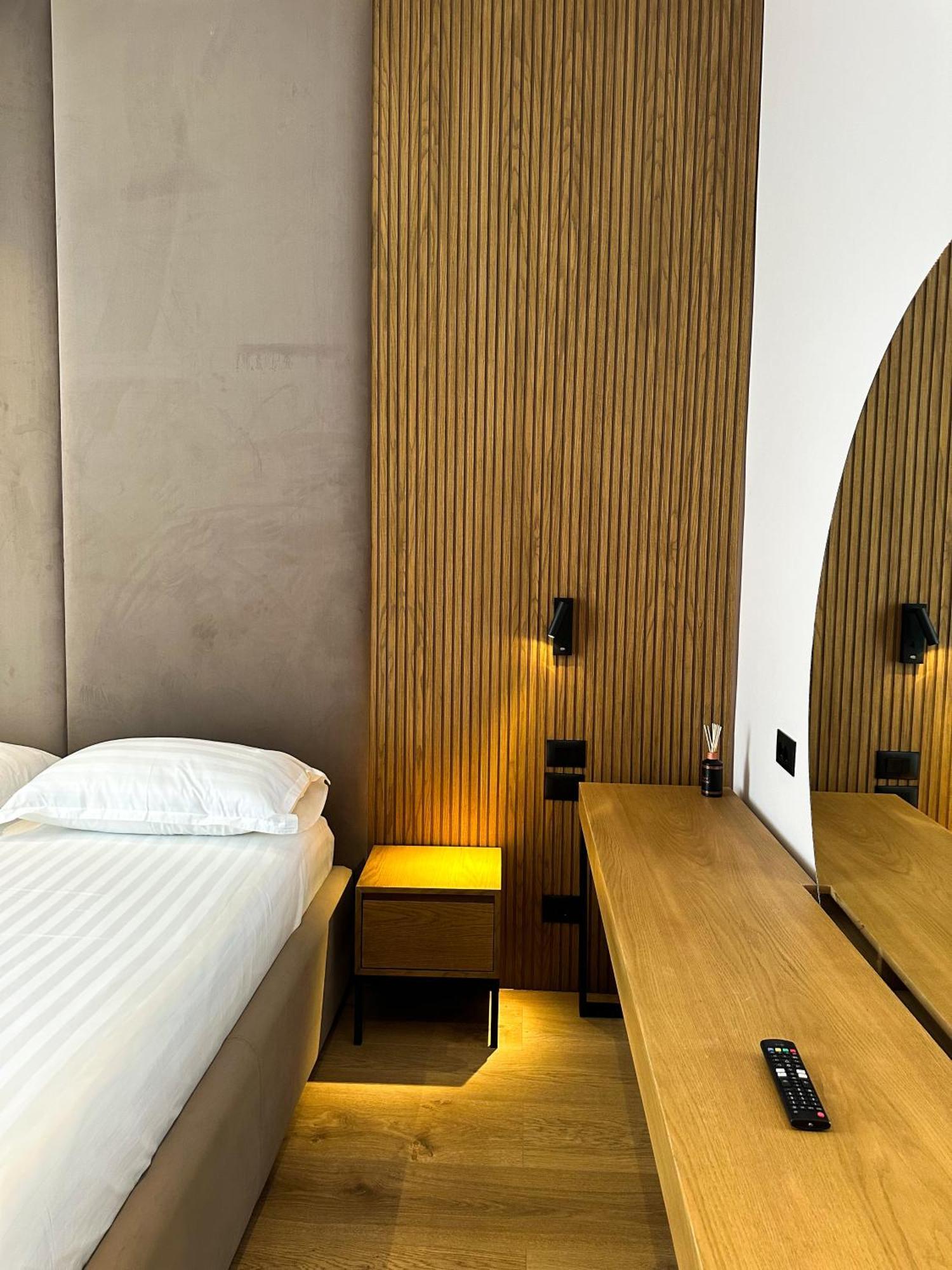 Oniro By Iliria Palace (Adults Only) Himare Ngoại thất bức ảnh